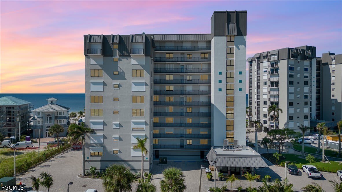 2810 Estero Boulevard – photo 2