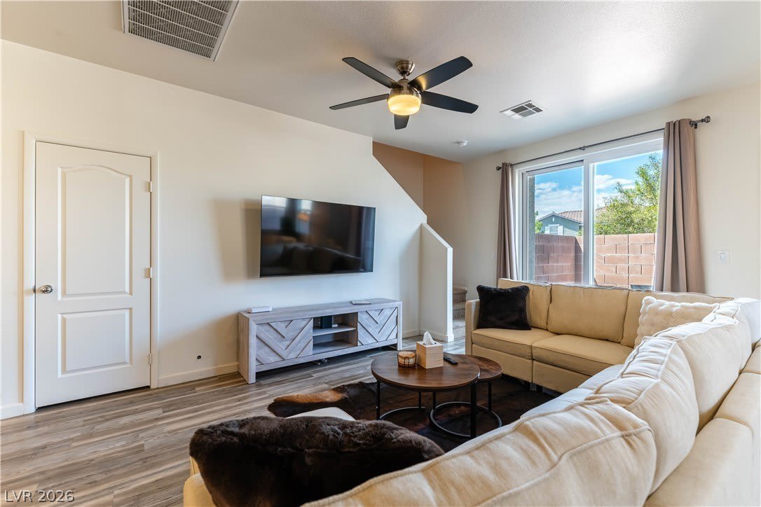 1362 Grass Creek Avenue – photo 3