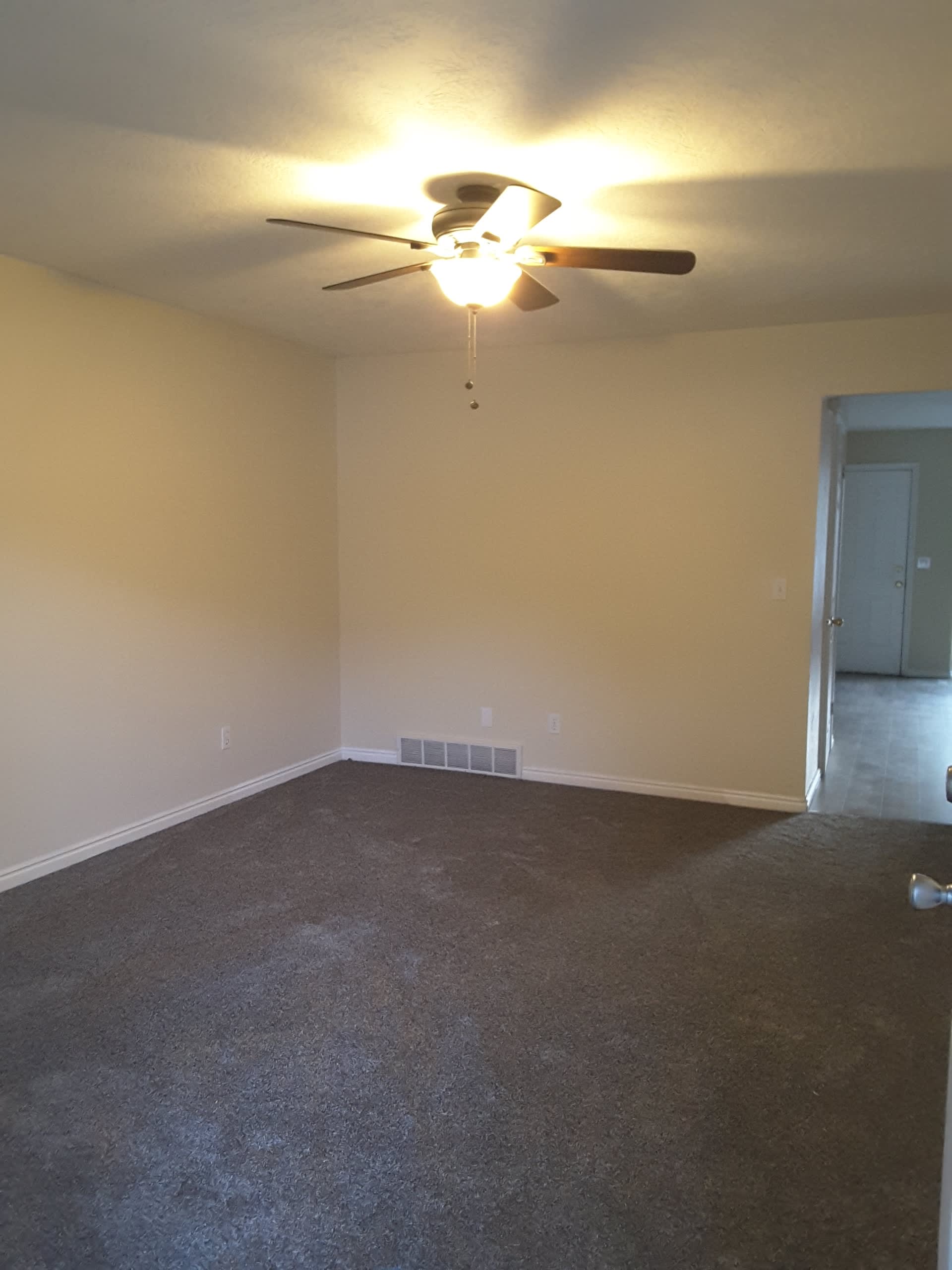 1727 N 950 W – photo 3