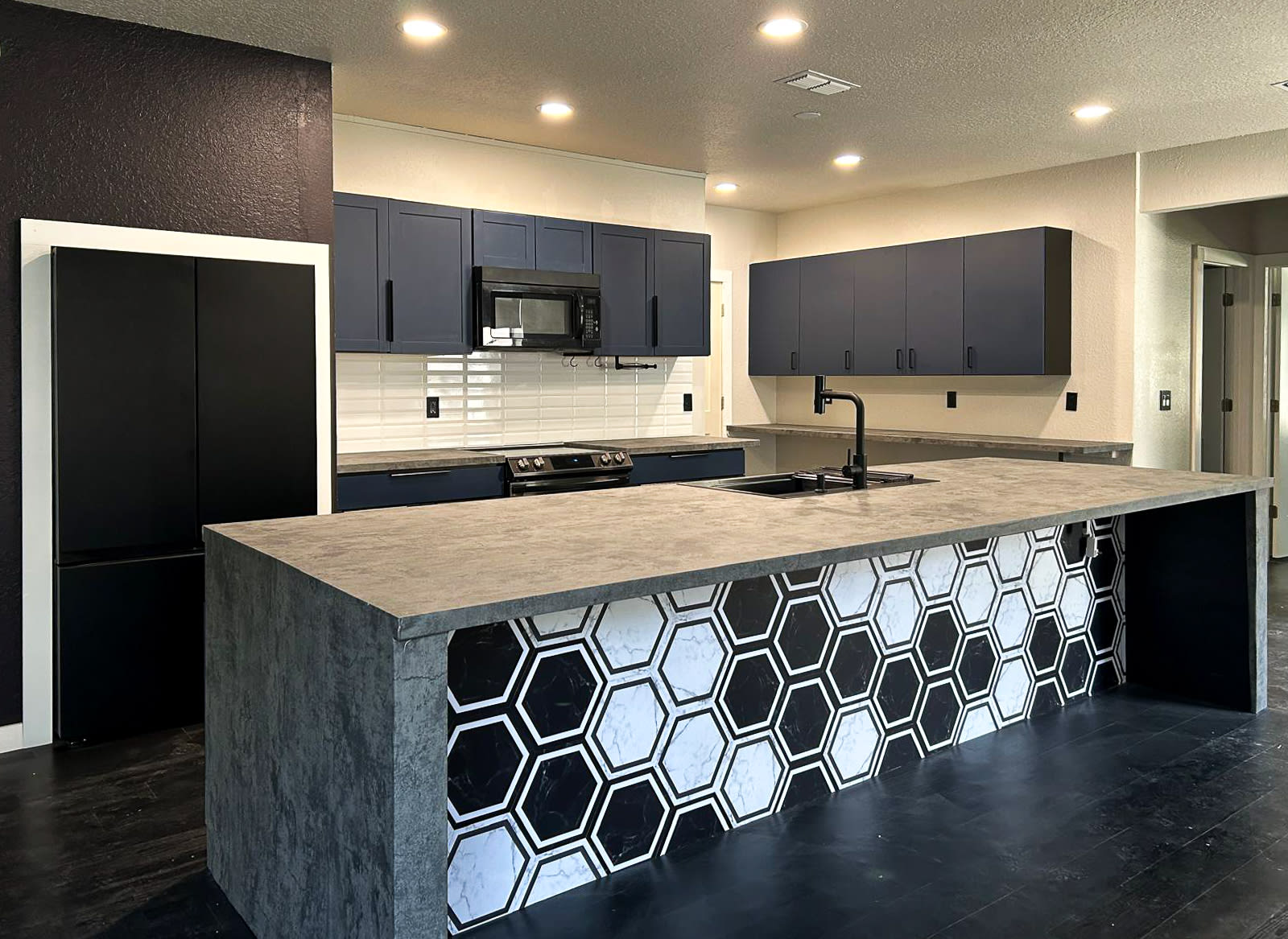3620 Northeast 20Th Place – photo 1