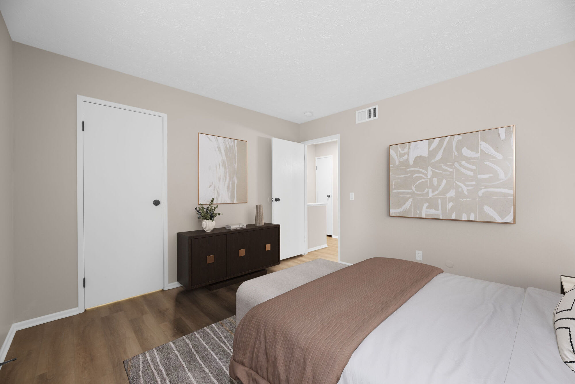 Hyde Park Townhomes – photo 4