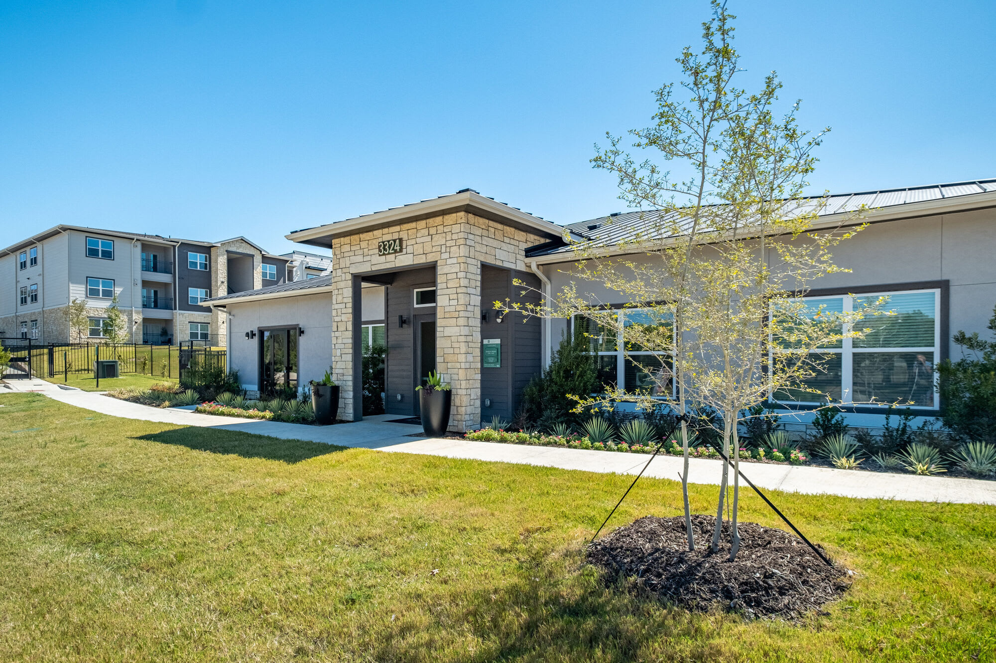 Terrace at Southern Oaks – photo 5
