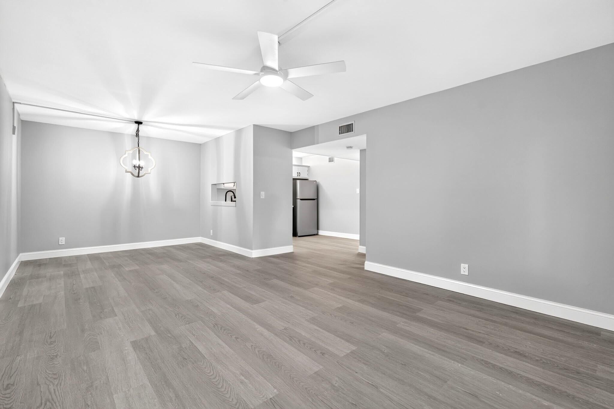 6495 Chasewood Drive – photo 2