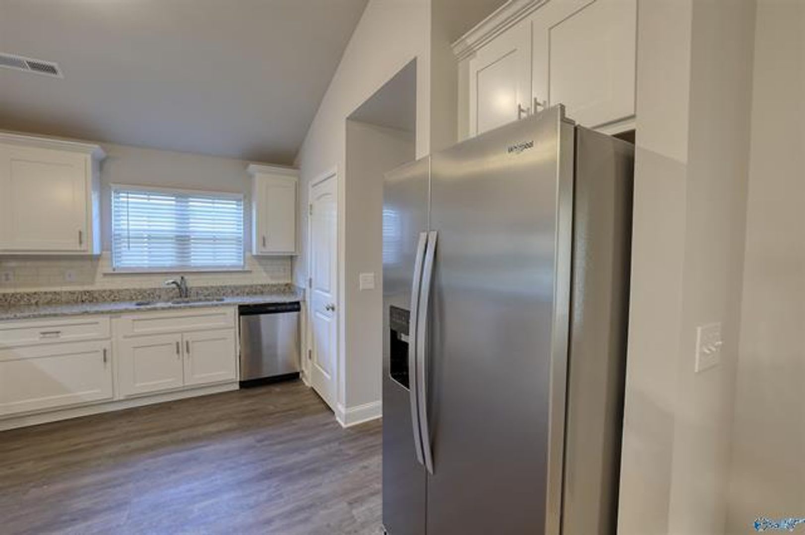 **PRICE DROP**Fall in love with this stunning 4-bedroom, 3-bathroom full-brick ranch home – photo 3
