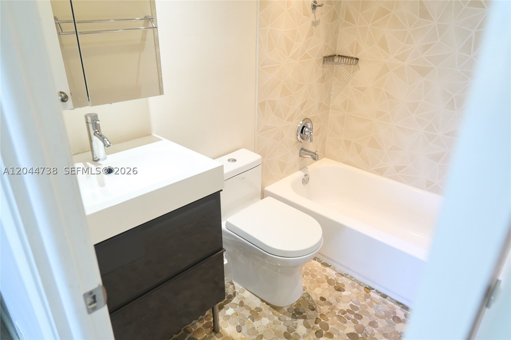 3000 N Ocean Blvd – photo 5