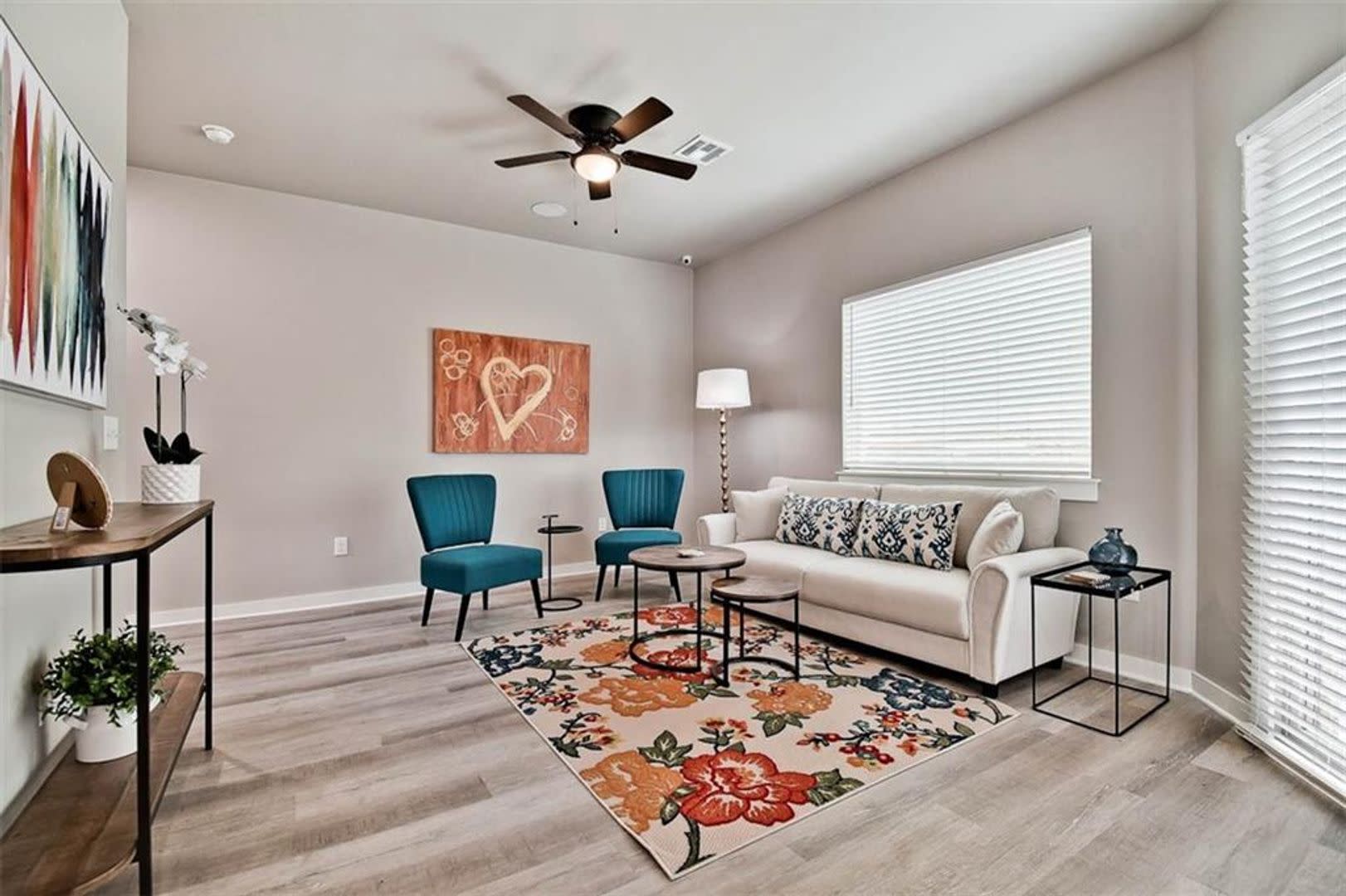 Newly Constructed Townhome! – photo 4