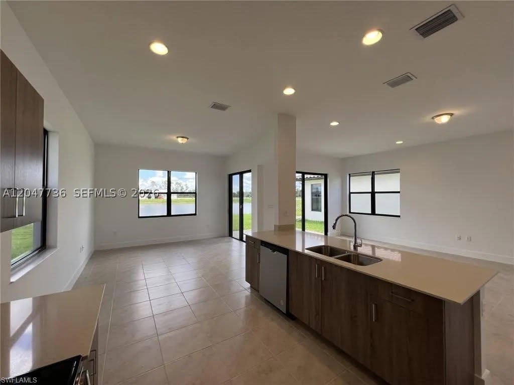5645 Cerva Lane – photo 2