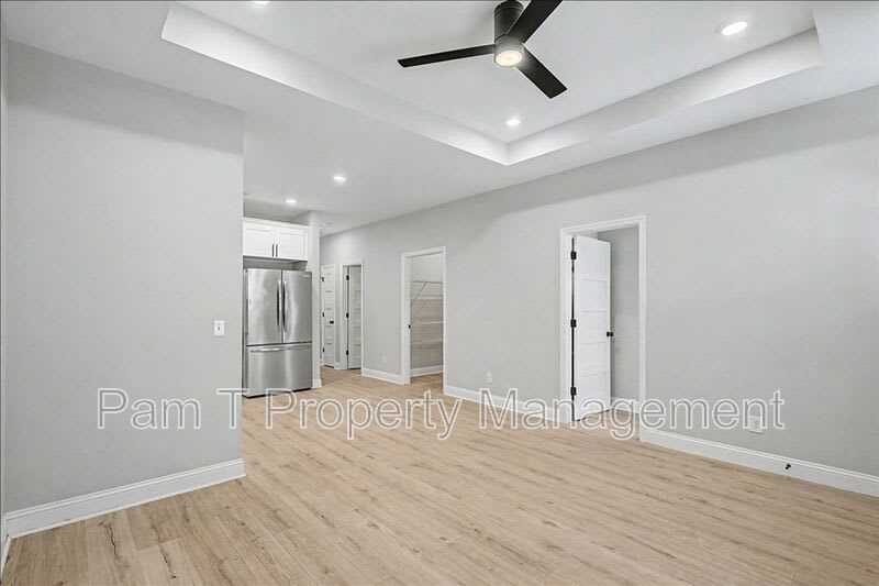 1019 W 35th St – photo 5