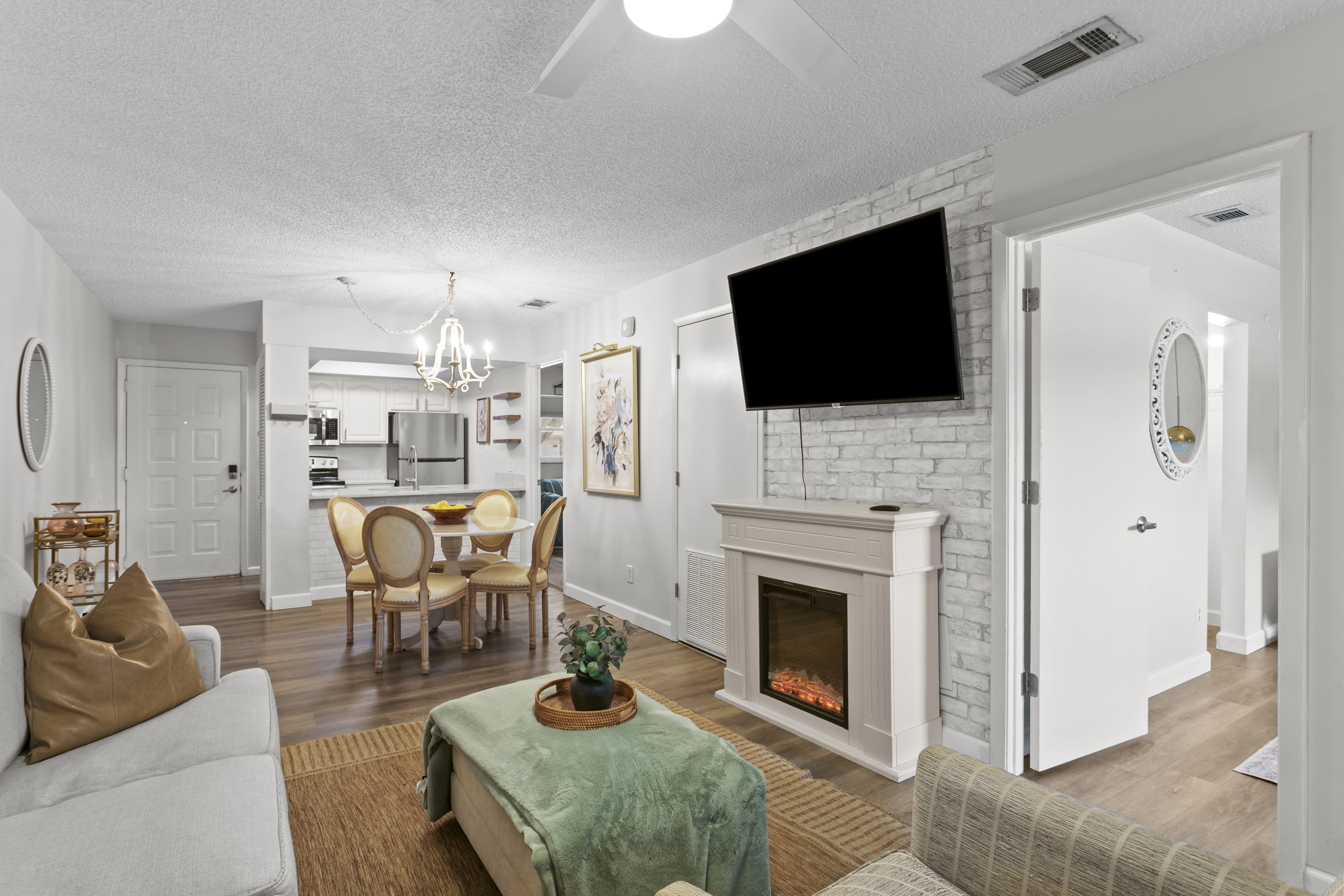 4506 South Oak Drive – photo 5