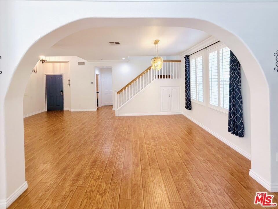 25506 Burns Pl – photo 4