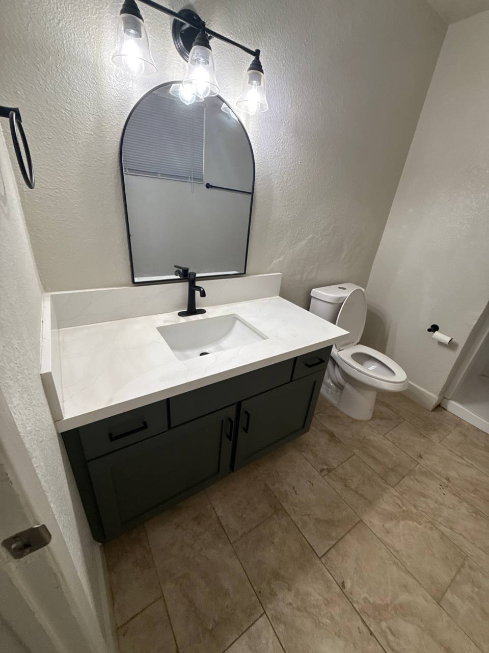 807 Castaic Avenue1 – photo 3