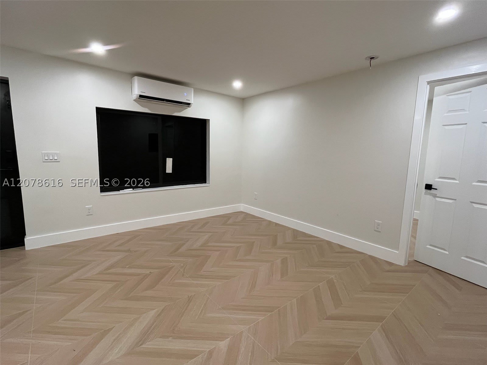 2510 Scott St – photo 3