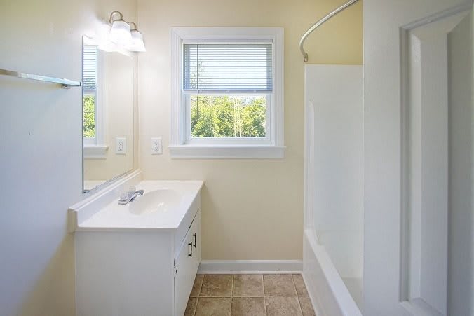 13441 Warwick Boulevard – photo 5