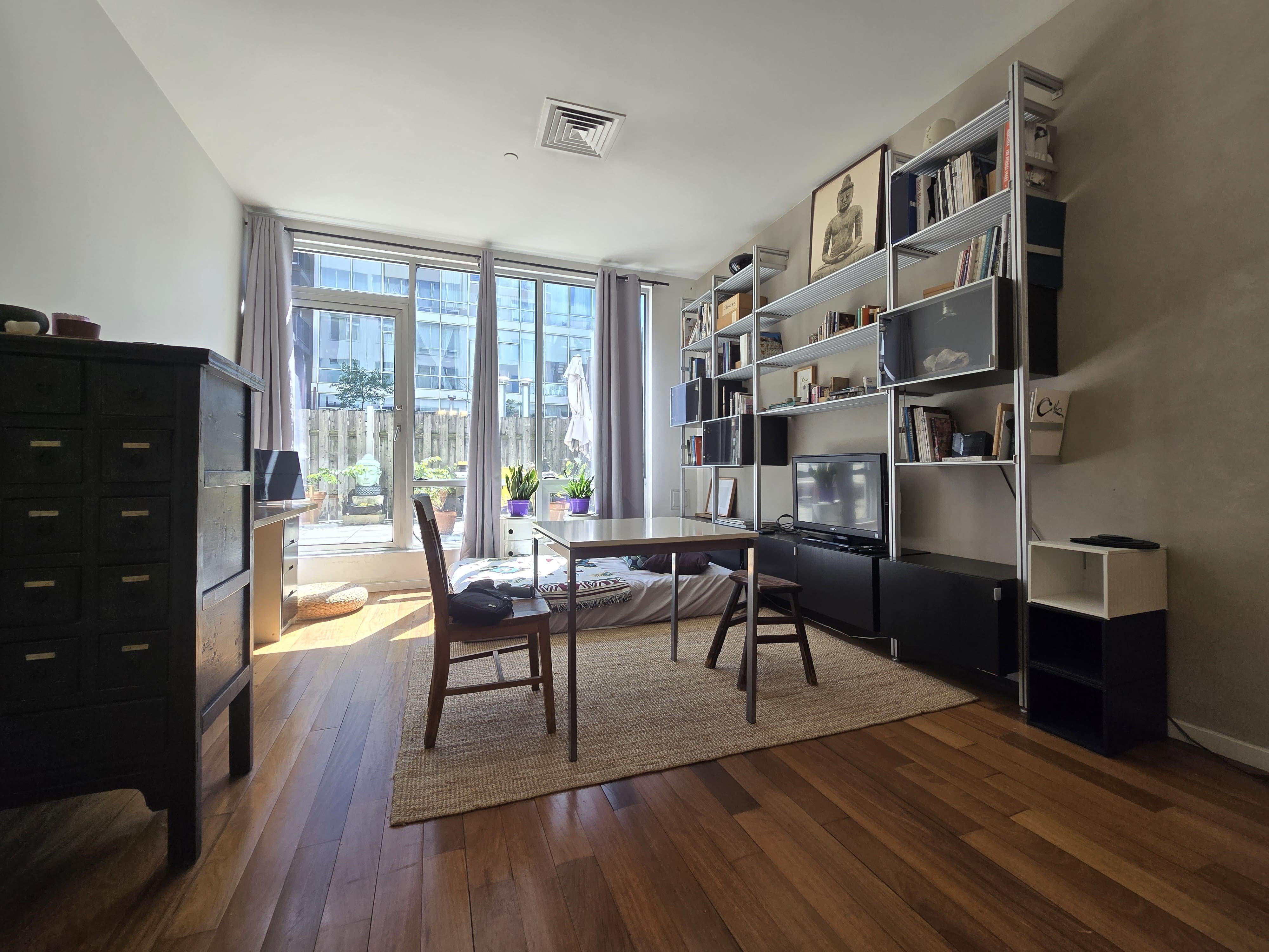 170 N 11th Street – photo 1