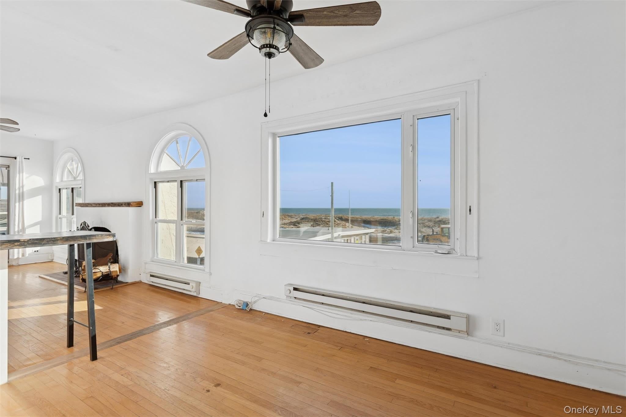 23 Troy Avenue – photo 4