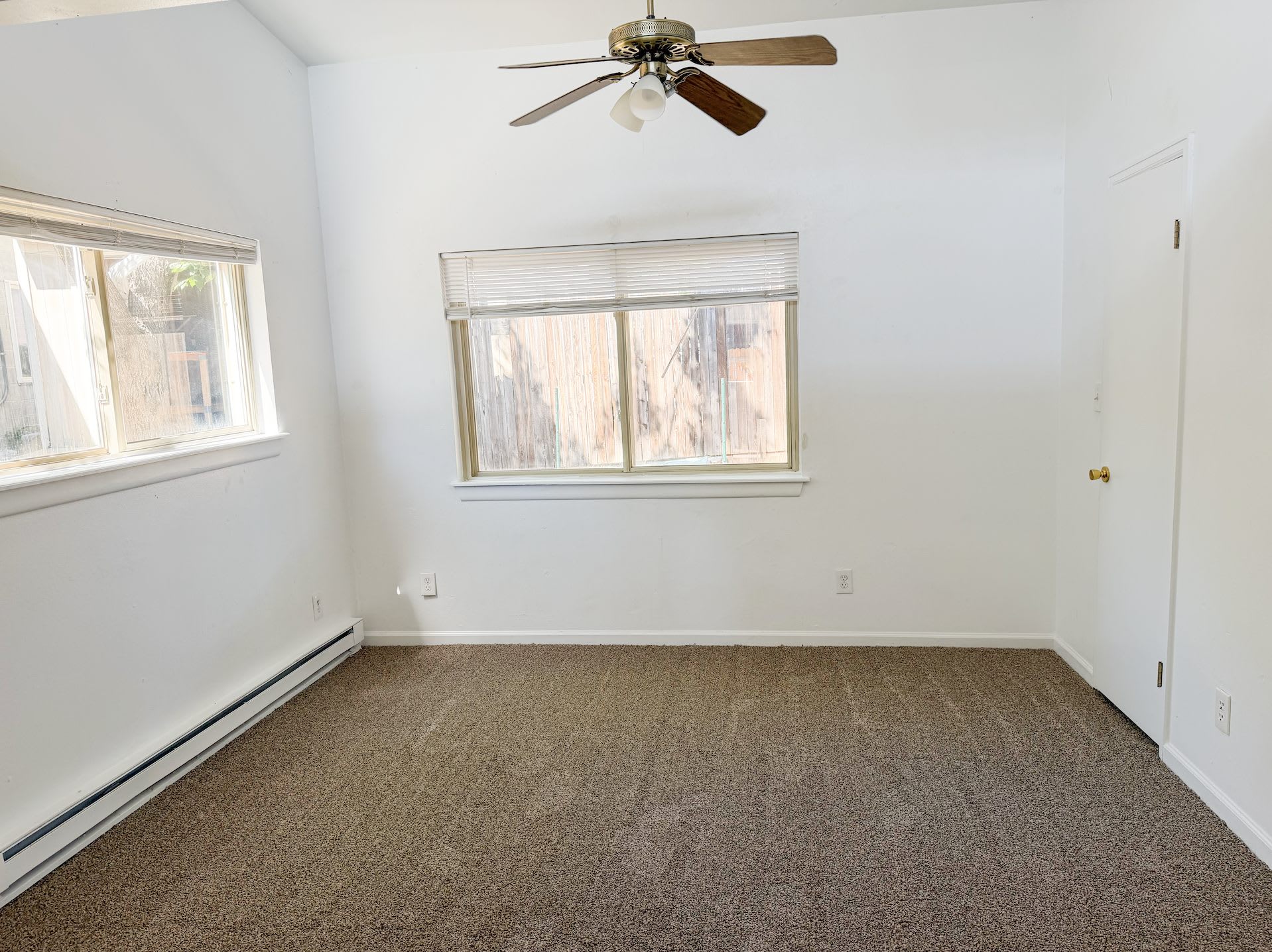 4881 Broadway A – photo 4
