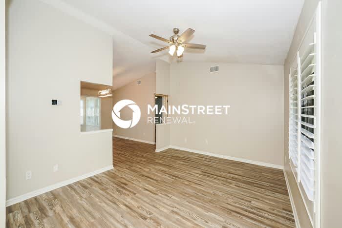402 Fleming Avenue – photo 3