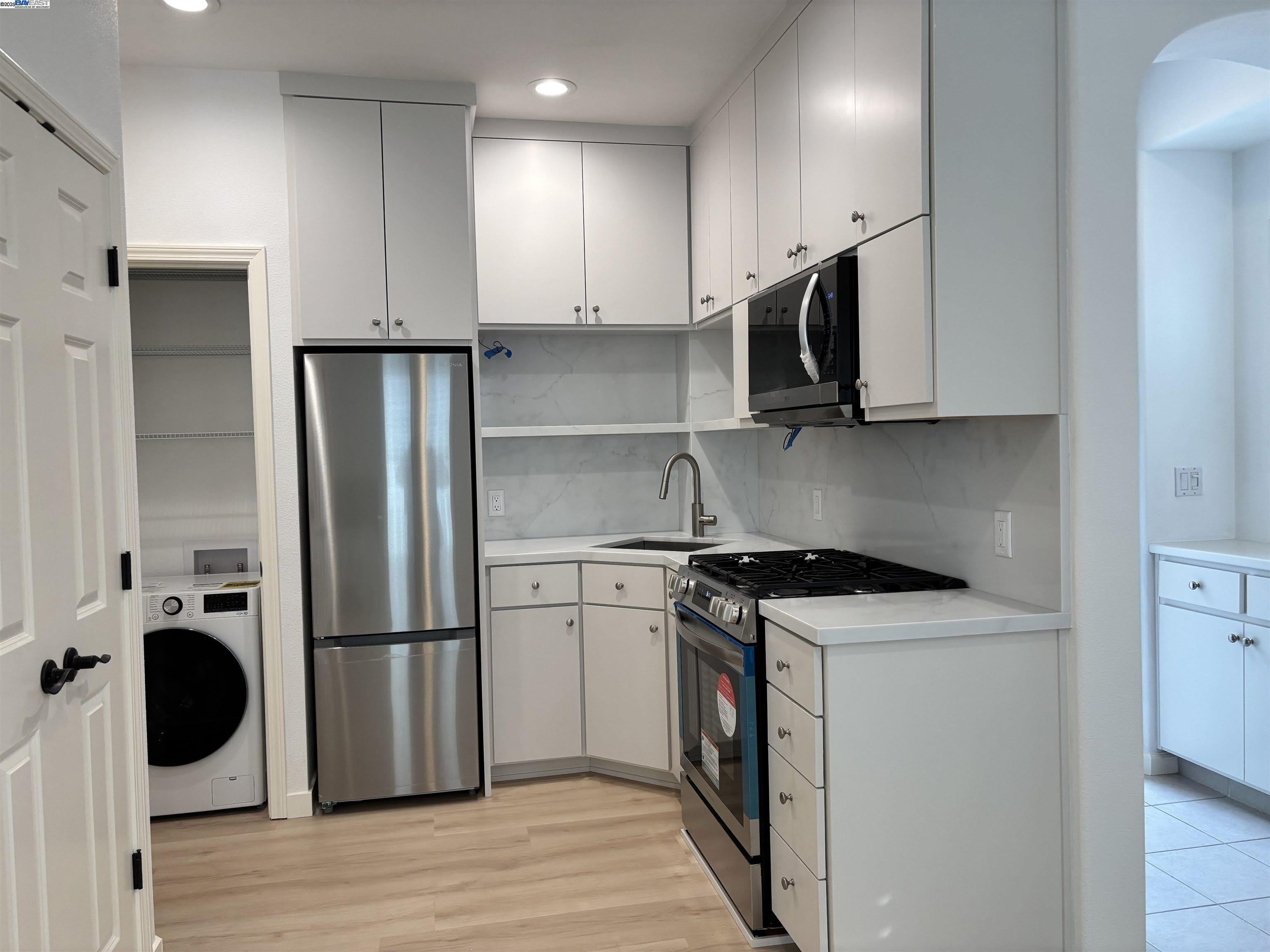 3089 Sweetviolet Dr – photo 4