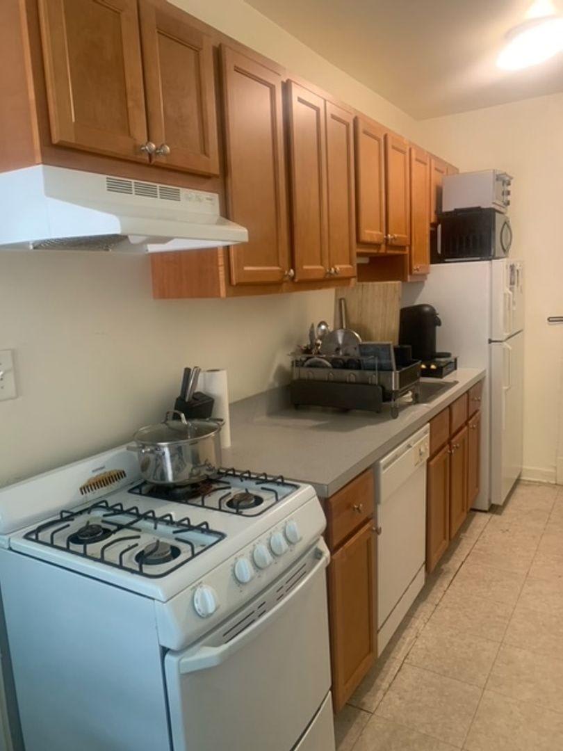 2858 North Mildred – photo 2
