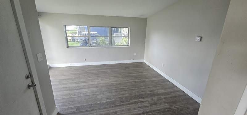 1208 Lee Street – photo 5