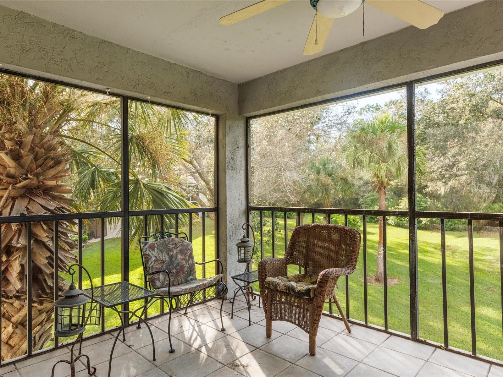 7794 EAGLE CREEK Drive – photo 2