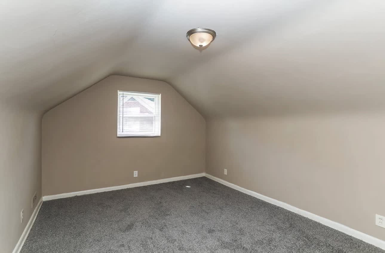 3392 Alexis Rd – photo 5