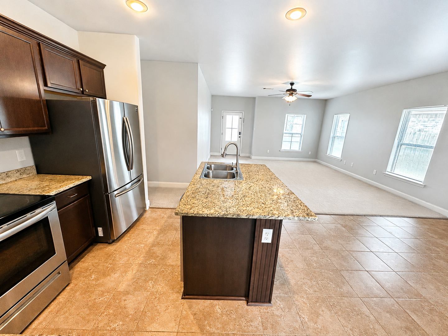 Beautiful 3-bedroom/2-bath D'Iberville – photo 2