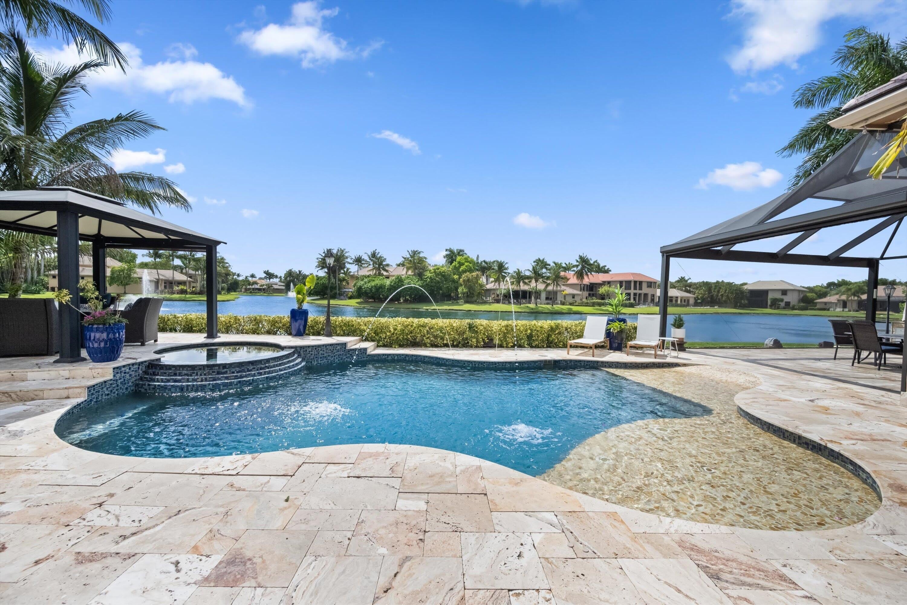 10771 Versailles Boulevard – photo 1