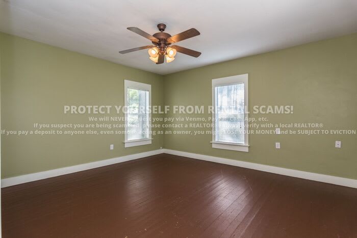 369 Steele Road – photo 4