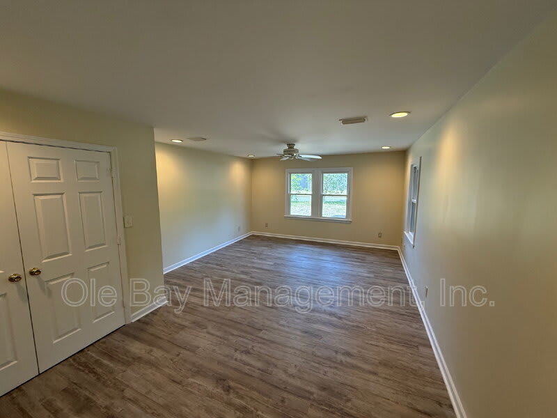 5011 Highcrest Drive – photo 3