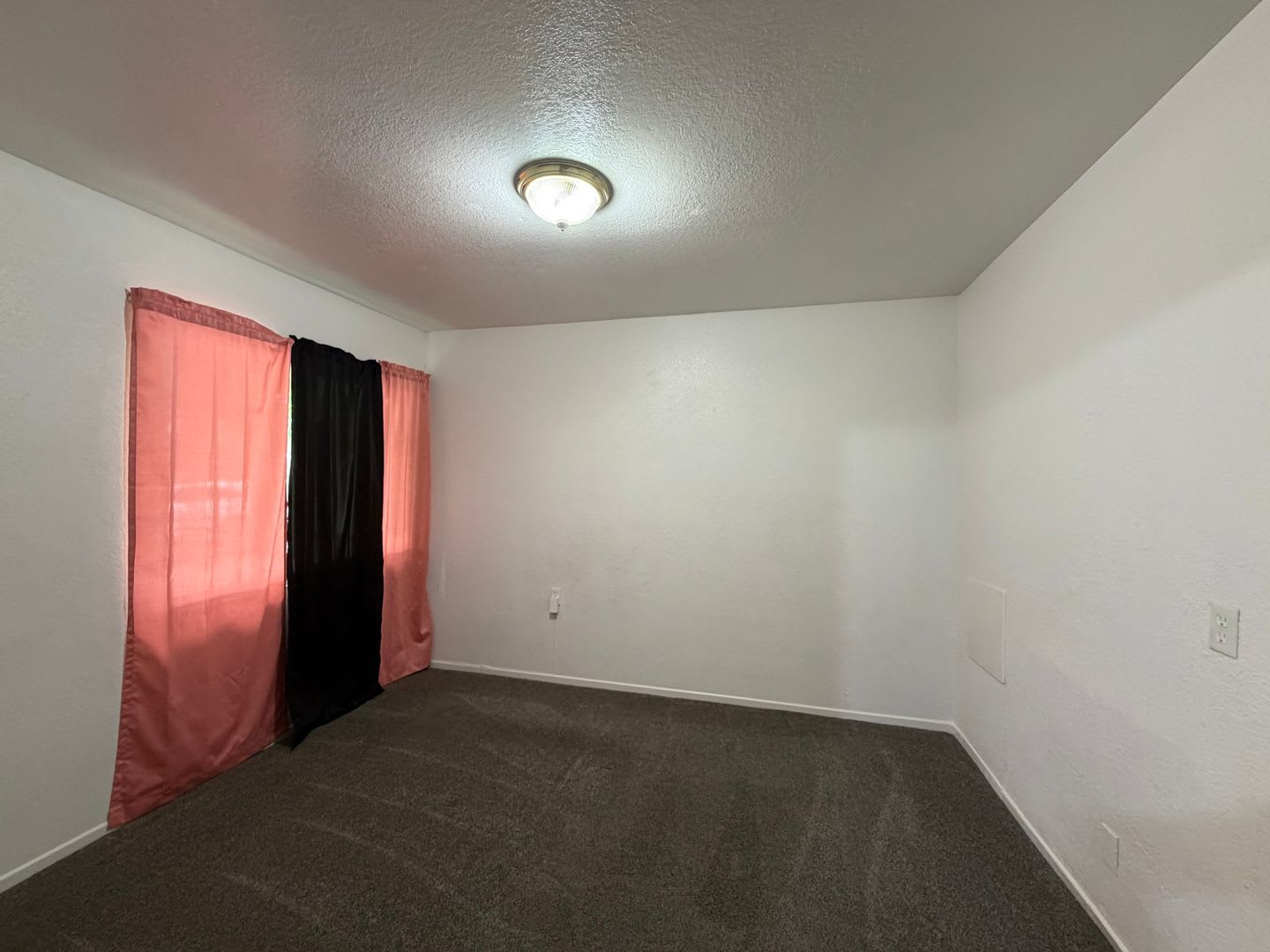 Move In Special 1 2 Off 1St Month S Rent Oac 650 Credit Score On A 1 Year Lease 4 Bedroom 2 Bathroom House With Fenced Yard 1 Car Garage – photo 5
