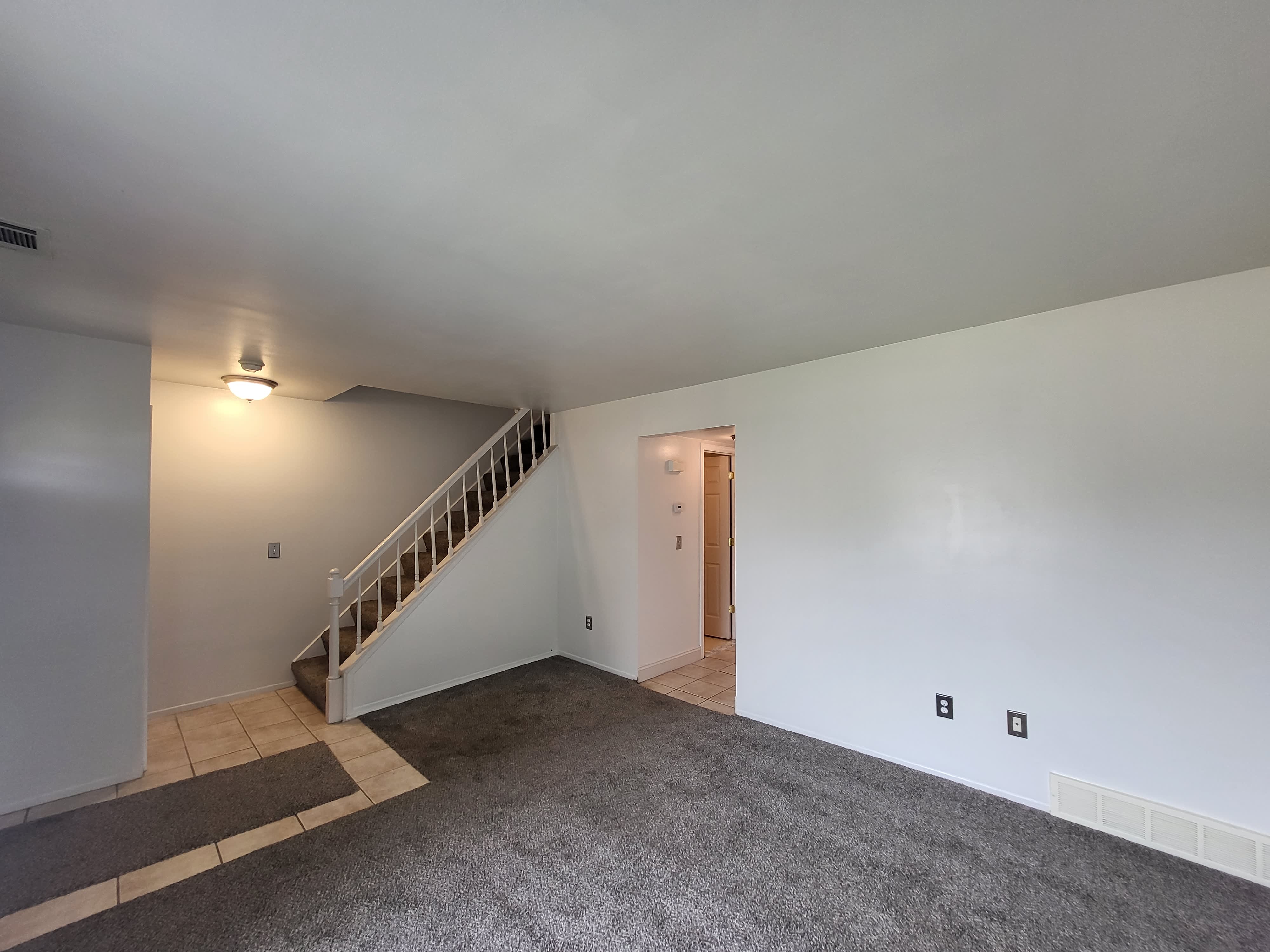 20027 Village Green Ct – photo 4