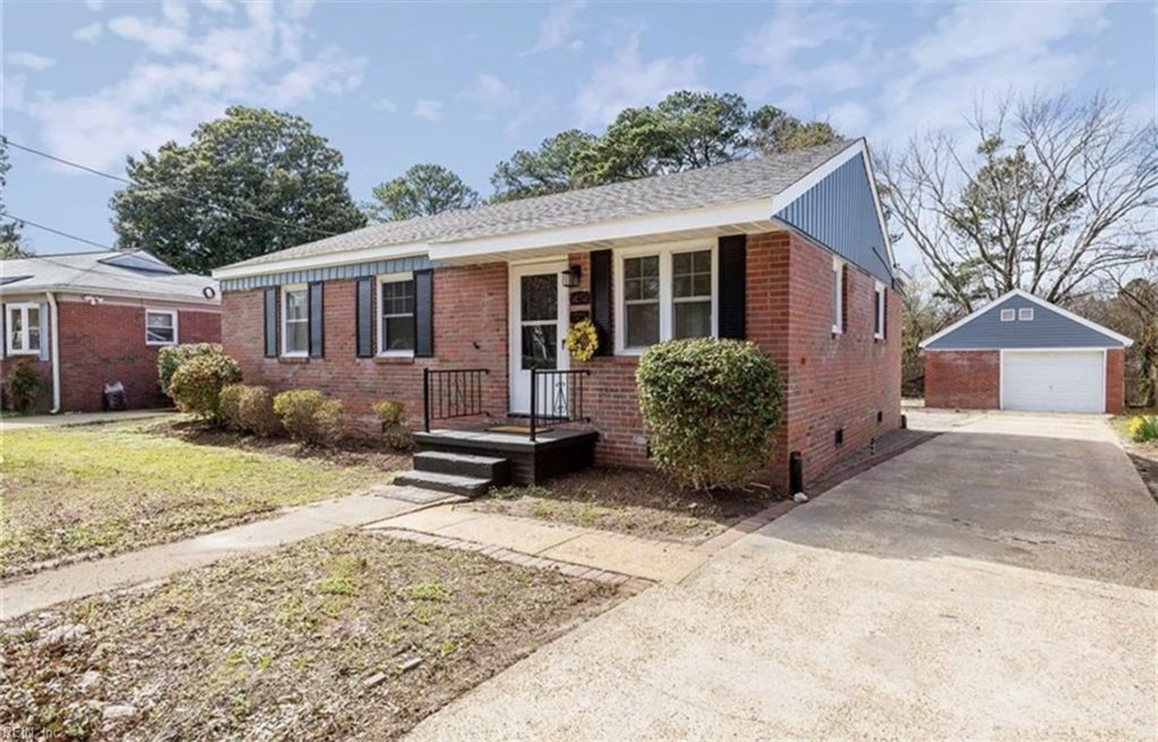 Updated Single Family – photo 1