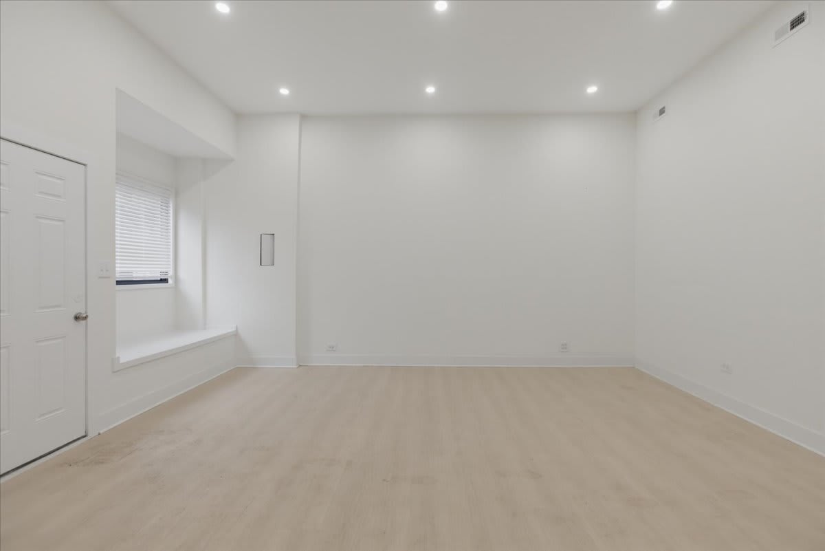 2234 West Irving Park Road – photo 5