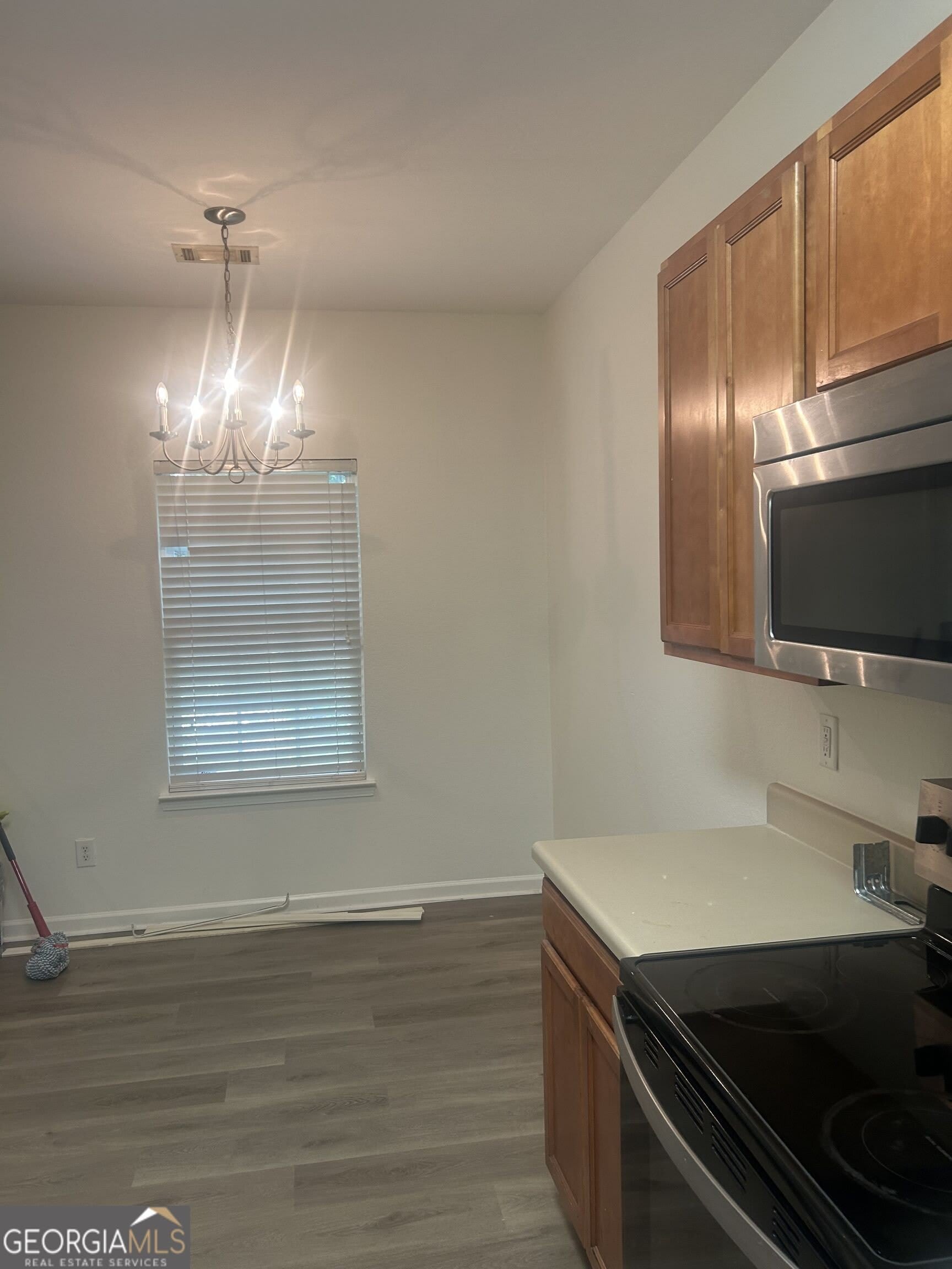 1253 Chinon Point – photo 4
