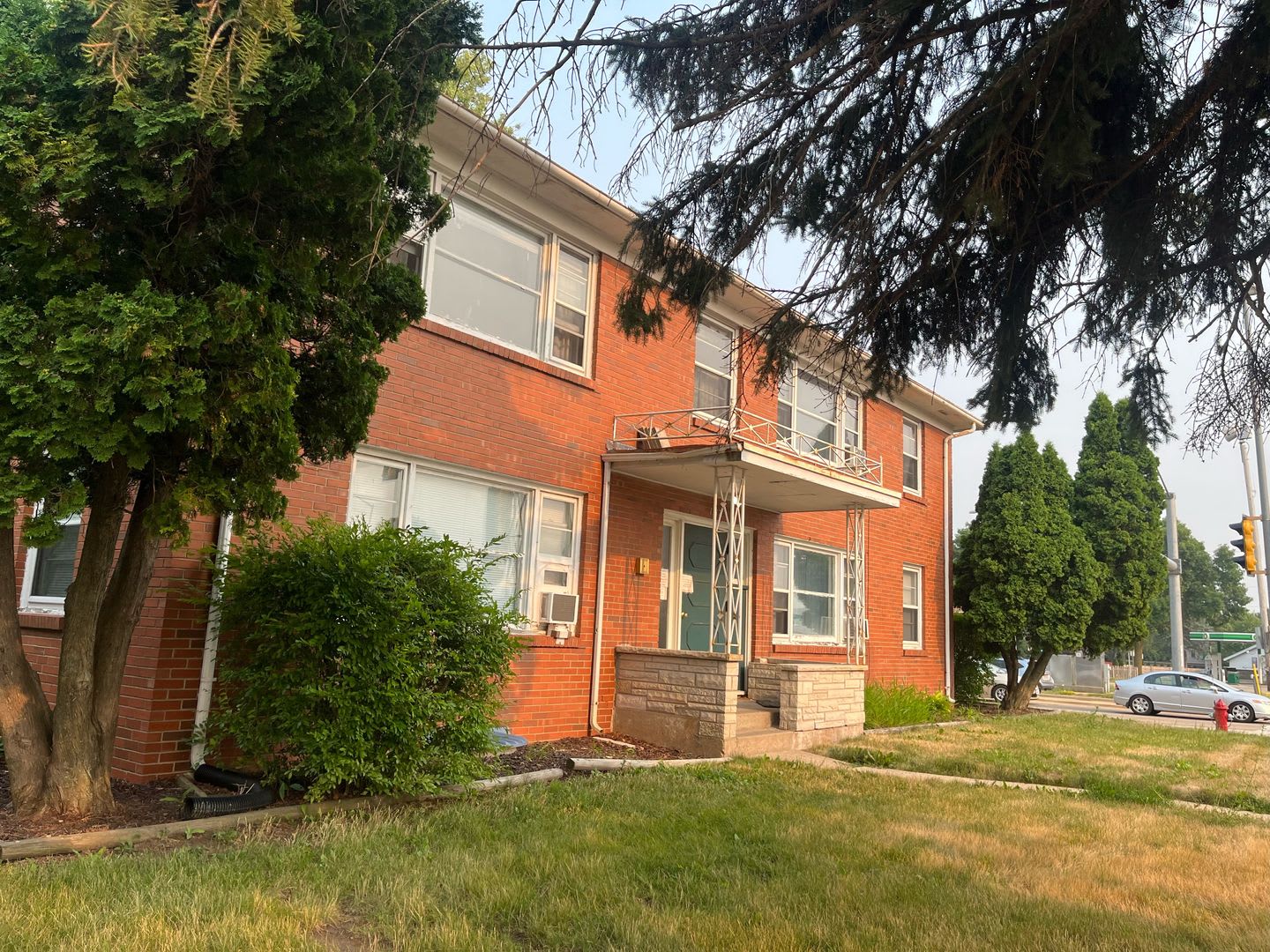 1217 S Midvale – photo 1