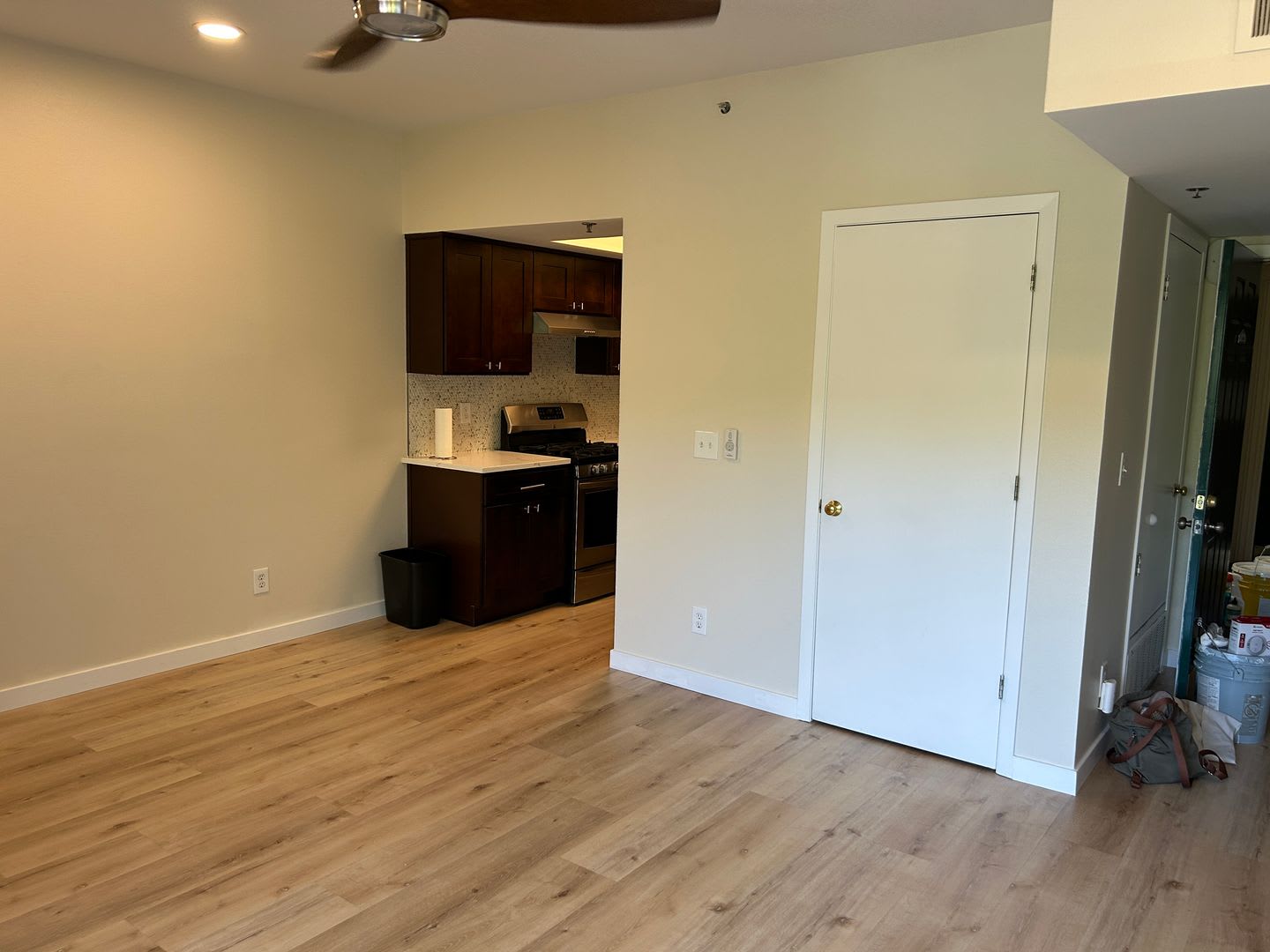 GORGEOUS Downtown Apartment!!! – photo 2