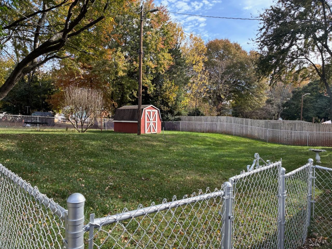 1040 Clanton Rd – photo 3