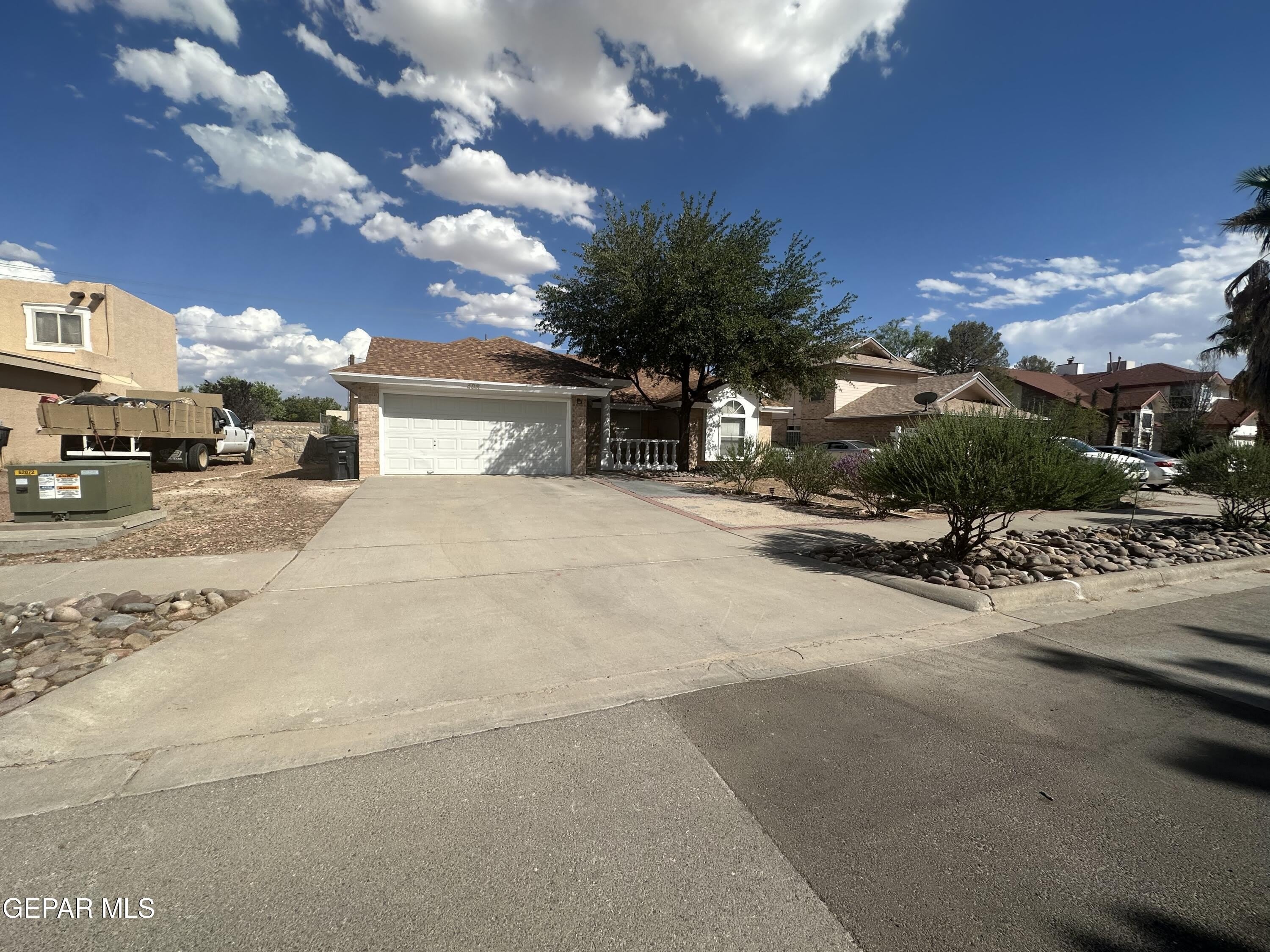 408 Hadley Place – photo 1