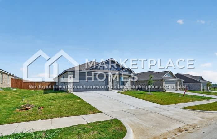 648 Marilynn Way – photo 2