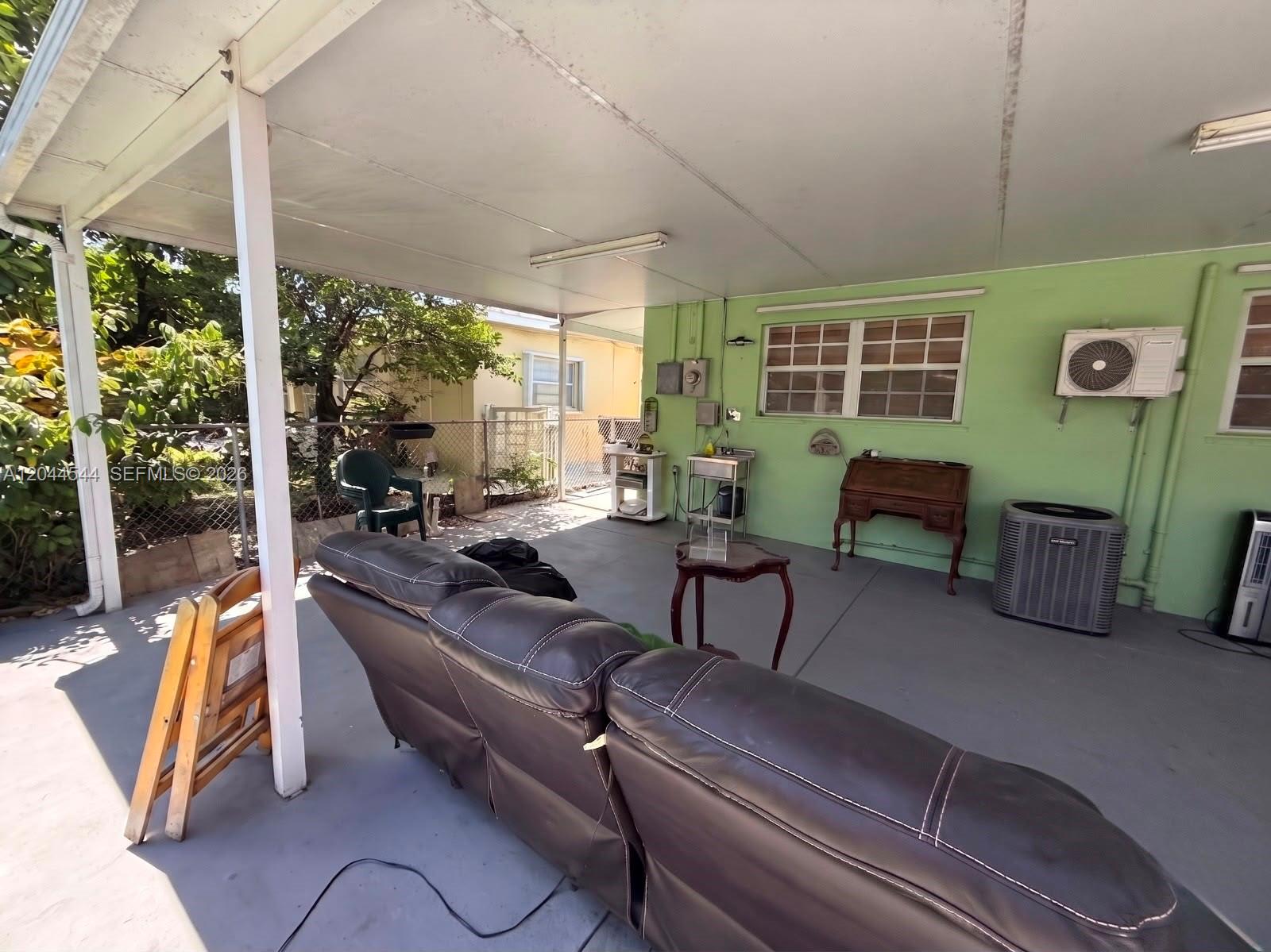 974 Se 1St St – photo 3