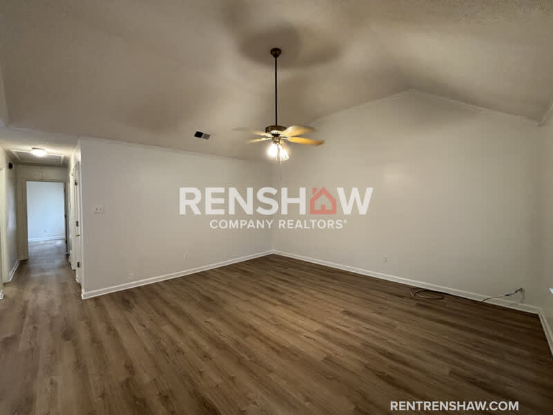 5536 Ginners Dr – photo 2
