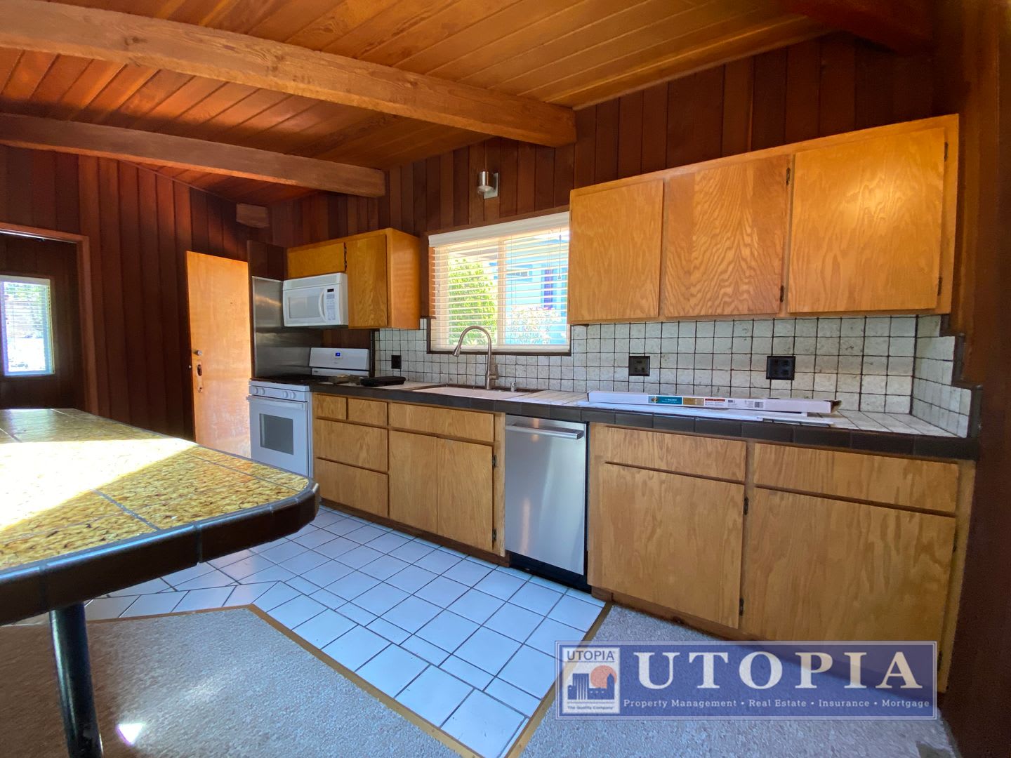 Sunny Spacious Home Near Sunny Cove Beach – photo 3