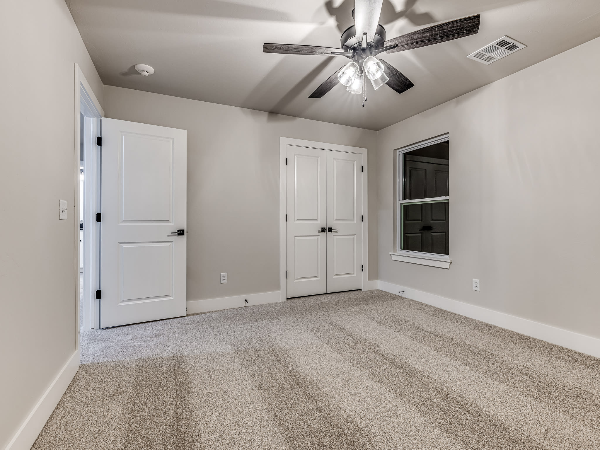 8225 Jenny Lane – photo 3