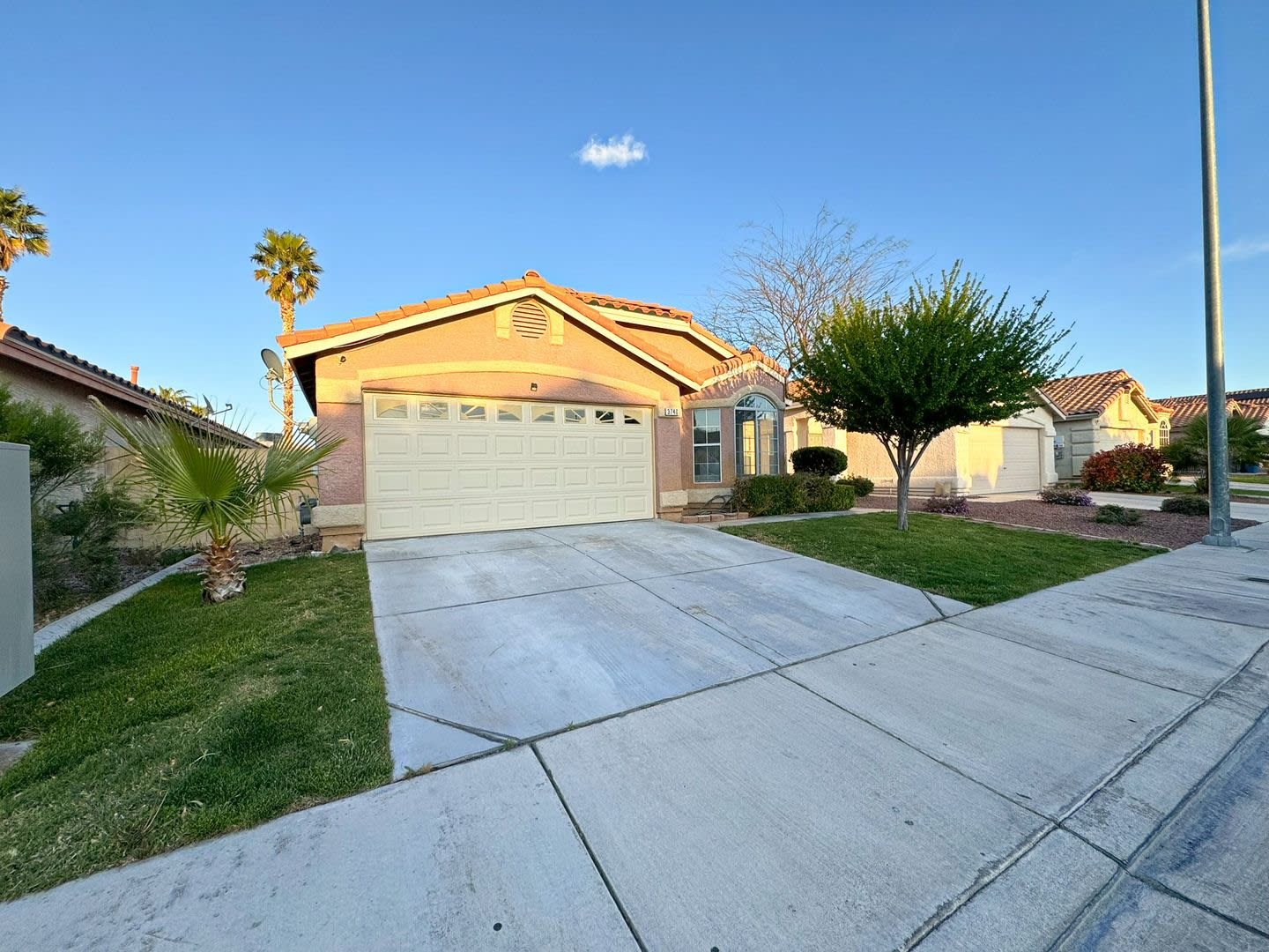 ** Coming Soon on 9/01/2026 ** Fully renovated with a contemporary flair One-Story Home – photo 1