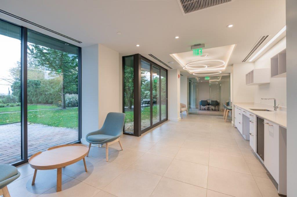1410 Columbia – photo 3