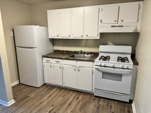 3511 East 1St Court 201 – photo 4