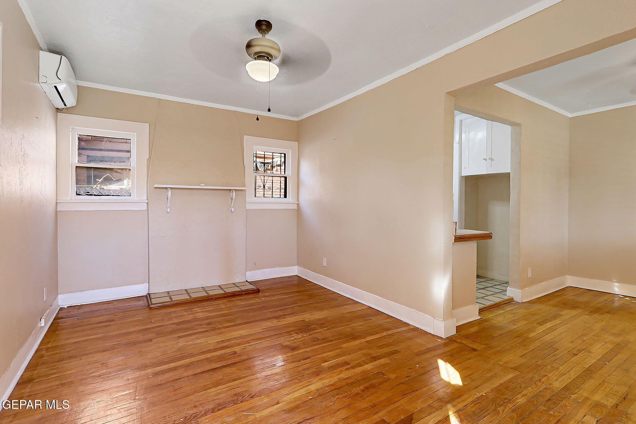 2621 Grant Avenue – photo 5
