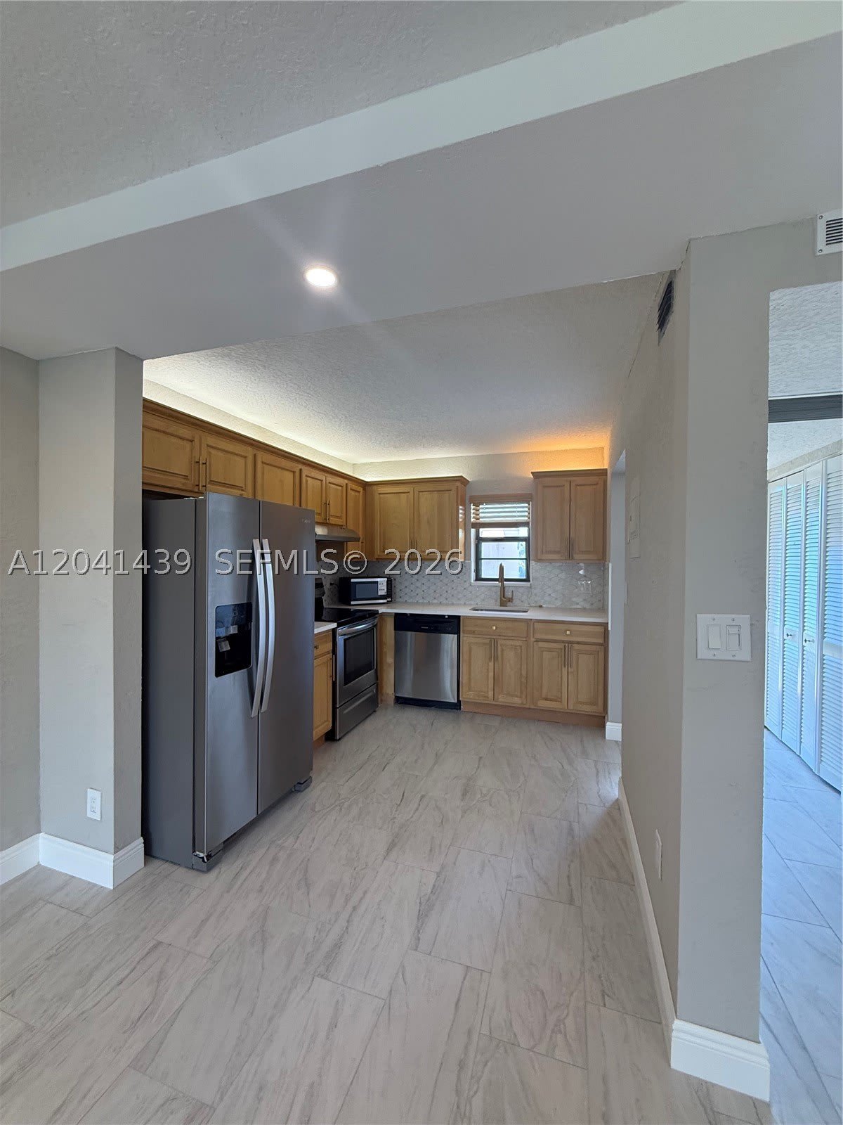 9273 SW 8th St – photo 3