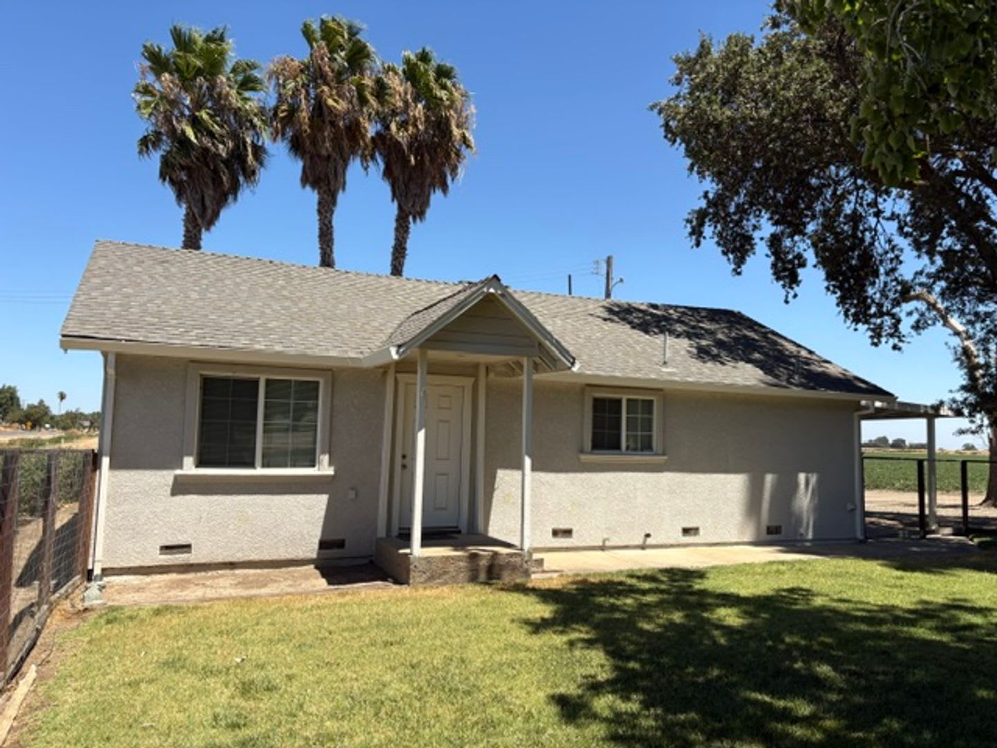 Charming 3 Bed, 1 Bath Country Home – photo 2